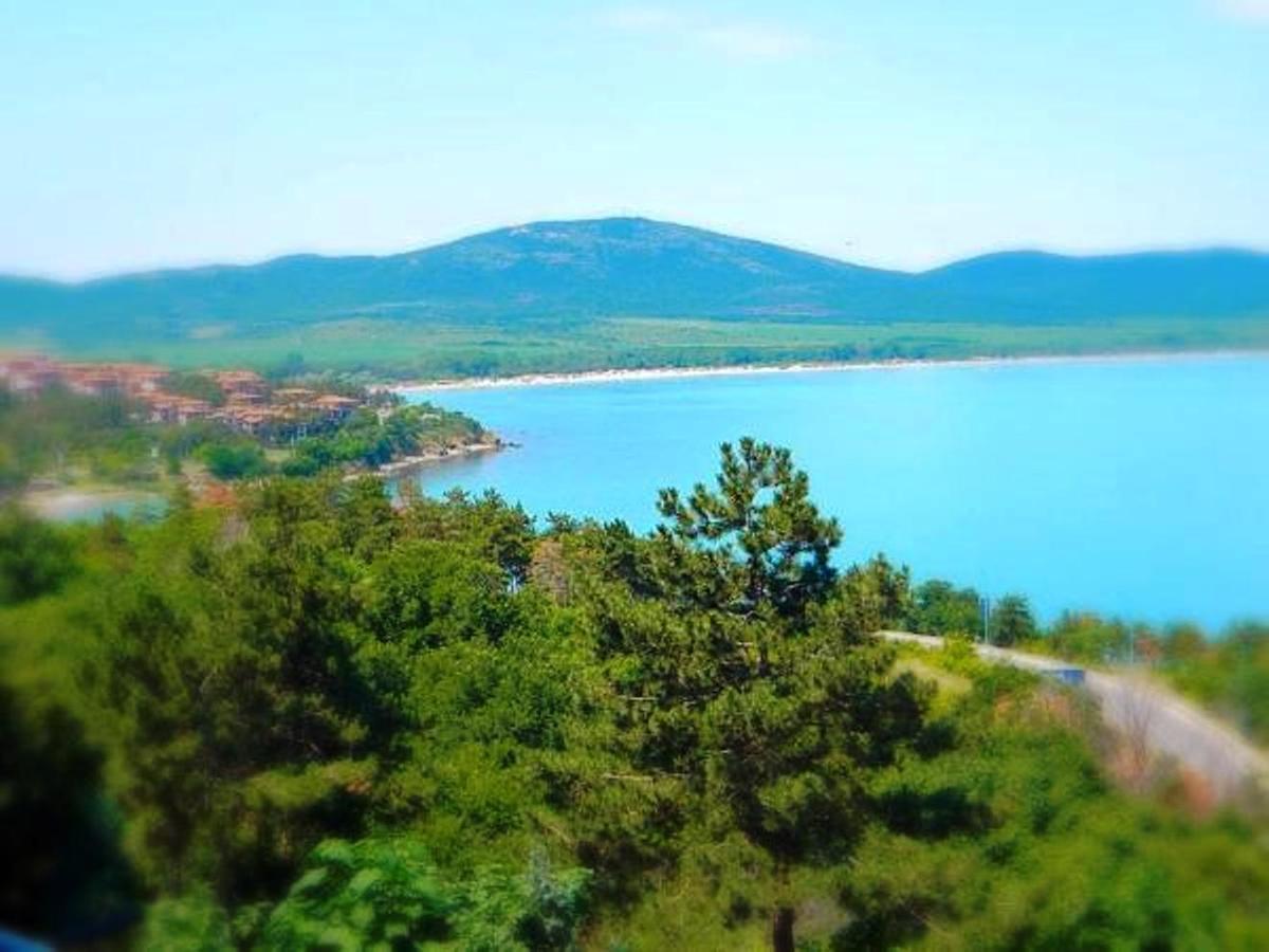 Guest House Maggy Sozopol Exterior photo